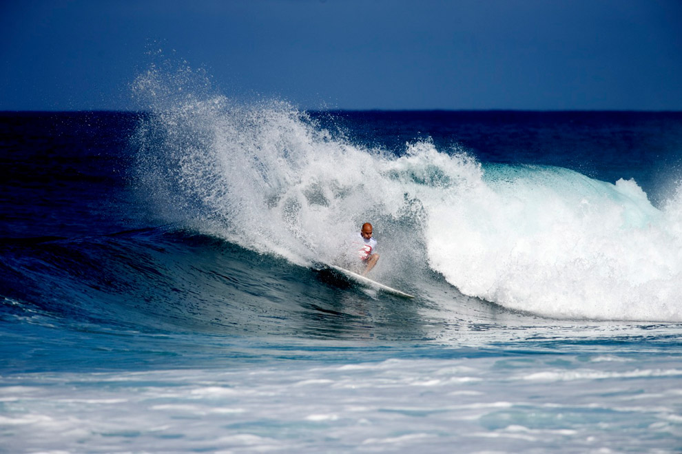 MorganMaassen_PipeMasters_Round3_KellySlater_Social_12