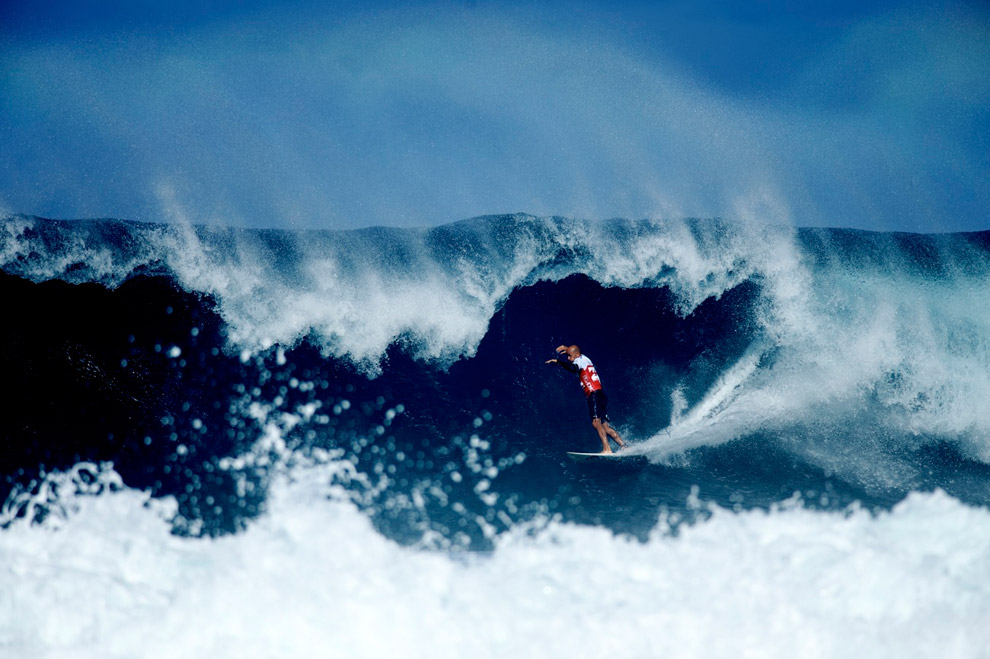 MorganMaassen_PipeMasters_Round3_KellySlater_Social_7