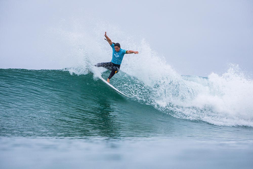 Thrills and Top Seed Spills at the #ROXYpro France Quarterfinals.