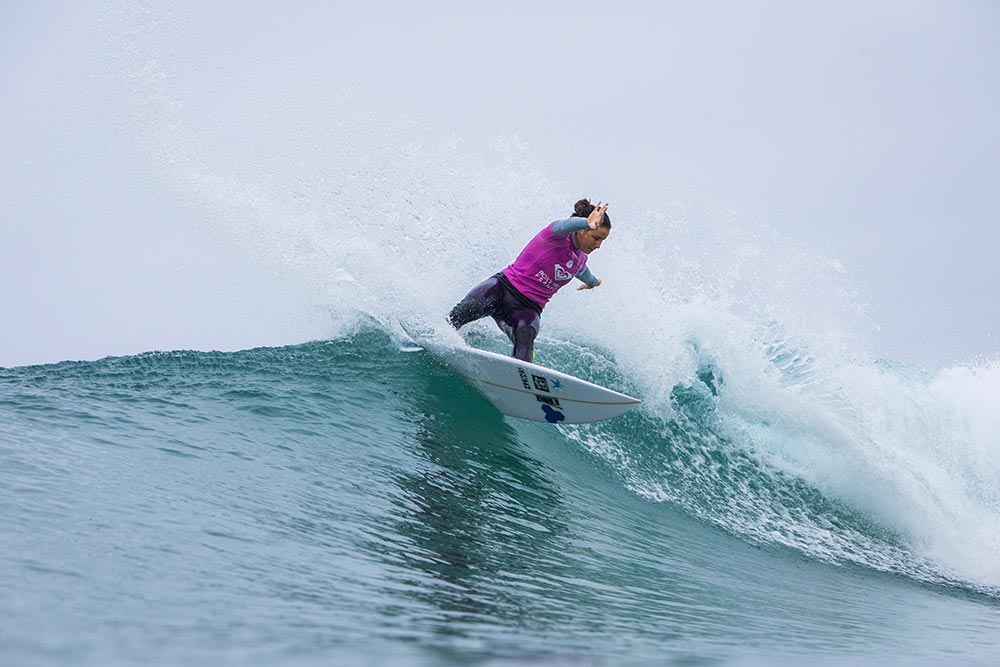 Thrills and Top Seed Spills at the #ROXYpro France Quarterfinals.