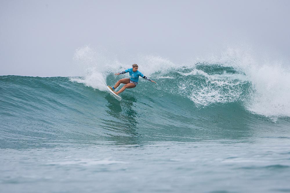 Thrills and Top Seed Spills at the #ROXYpro France Quarterfinals.