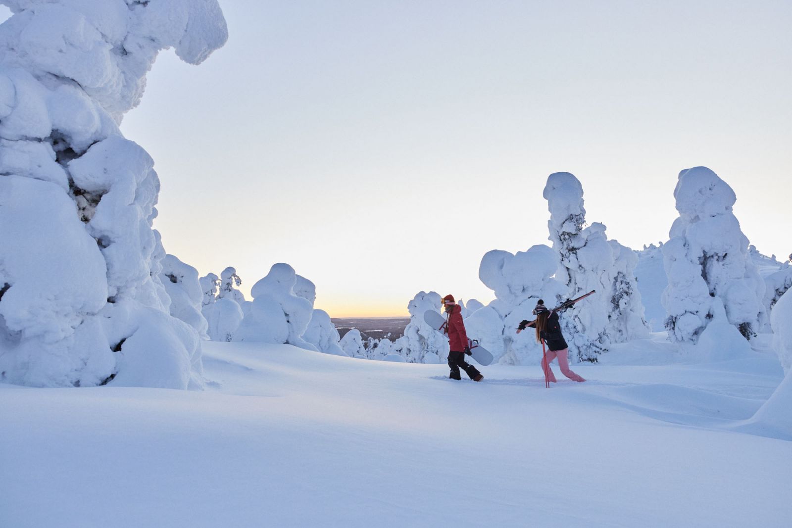 From Hawaii to Lapland with Mainei & Malu Kinimaka in ROXY WARMLink